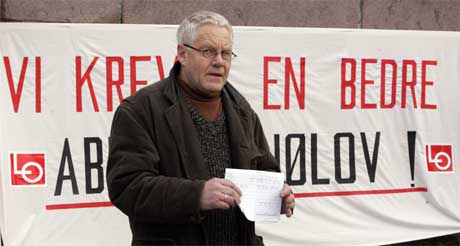 Nestleder i LO, Finn-Erik Thoresen, holdt appellen (Foto: Cornelius Poppe / SCANPIX ) 
