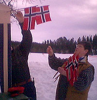 Flagget til topps under Maritsprinten. (Foto: NRK)