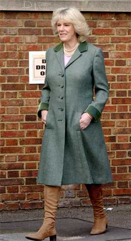 Camilla Parker Bowles gifter seg med prins Charles om knappe to uker. (Foto: Reuters/Scanpix)