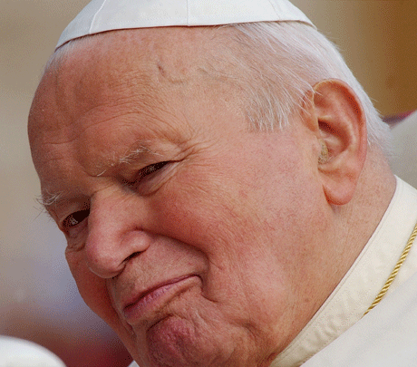 Pave Johannes Paul II minnes over hele den katolske verden denne helgen. (Arkivfoto: Scanpix) Pave Johannes Paul II minnes over hele den katolske verden denne helgen. (Arkivfoto: Scanpix)