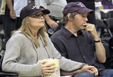 Michelle Pfeiffer med mannen David Kelley (Foto: Scanpix)