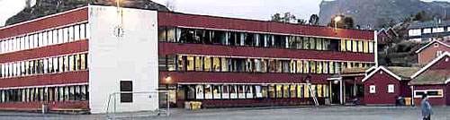 Svolvær barne- og ungdomsskole. Foto: Skolen