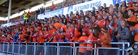 AaFK-supporterne oppfordres til å heie på Molde i kveld. (Foto: Øyvind Johan Heggstad)