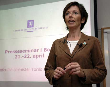 Skogsholm vil ha 110grense NRK Oversikt over nyheter fra