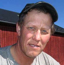 Knut Ola Bjørnstad, bonde på Øvre Fauchald gård på Kapp synes kravet på 16.000 kroner er nøkternt. (Foto:NRK)