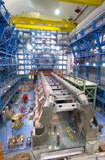 Detektorene ligger 100 meter under bakken og er kjempestore. Foto: CERN