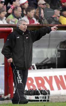 Egil Drillo Olsen mente FFK hadde gjort en bra defensiv jobb i deler av kampen. Foto: Erland Aas / SCANPIX Egil Drillo Olsen mente FFK hadde gjort en bra defensiv jobb i deler av kampen. Foto: Erland Aas / SCANPIX