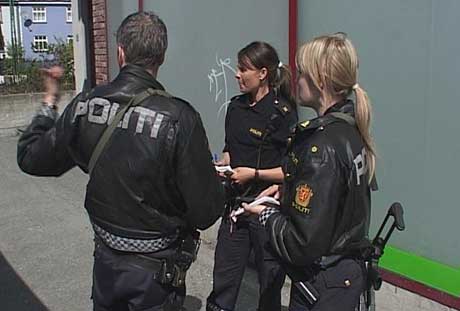 Knivstikking kronstad, Bergen. Politi leter etter gjerningsmann. Foto: NRK
