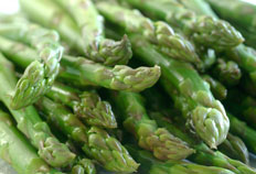 Folat reduserer forekomst av depresjon. Spis mer asparges! Foto: Astrid Hals