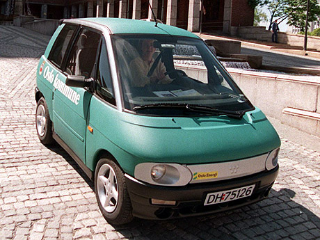 Utviklinga av el-bilen så ut til å gå strålende helt frem til 2003. Foto: Jon Eeg / SCANPIX Utviklinga av el-bilen så ut til å gå strålende helt frem til 2003. Foto: Jon Eeg / SCANPIX