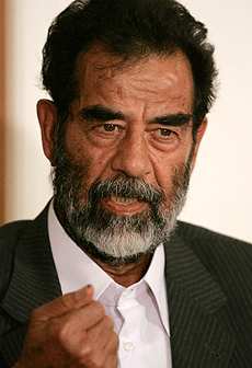 Rettssaken mot Saddam Hussein starter denne høsten. (AP/Scanpix-foto)