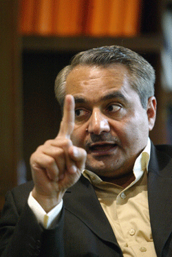 Hussein Mussavian leder Irans atomforhandlinger. Foto: AFP/Scanpix Hussein Mussavian leder Irans atomforhandlinger. Foto: AFP/Scanpix