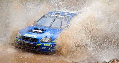 <b>Satset feil: </b> Det var ikke akkurat tørre veier i Rally tyrkia 2005 (Foto: Scanpix/REUTERS/Stringer) <b>Satset feil: </b> Det var ikke akkurat tørre veier i Rally tyrkia 2005 (Foto: Scanpix/REUTERS/Stringer)