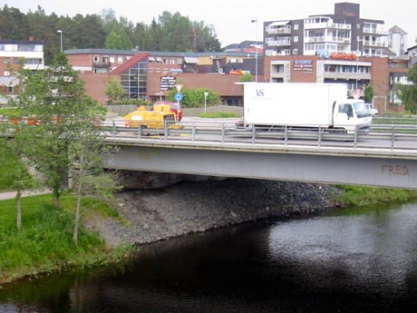 Trafikken gikk som normalt i Elverum tirsdag (Foto: NRK)