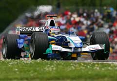 Jacques Villeneuve er en av Sauber-førerne. (Foto: AP/Scanpix)