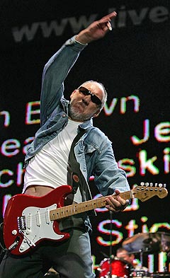 Pete Townshend og The Who kan heller ikke klage på oppgangen i platesalg etter Live 8-opptredenen. Foto: Stephen Hird, Reuters / Scanpix.
