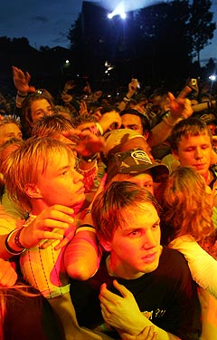 Publikum måtte vente i en time før gangsterrapperen Snoop Dogg kom på scenen under Quartfestivalen i Kristiansand sent onsdag kveld. Foto: Alf Ove Hansen, Scanpix.