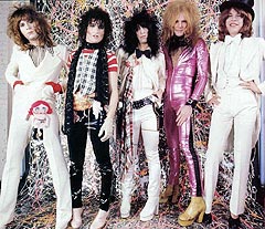 New York Dolls i storhetstiden på 70-tallet. Foto: Promo. New York Dolls i storhetstiden på 70-tallet. Foto: Promo.
