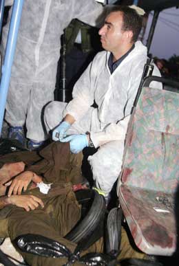 Drapsmannen ble lynsjet (Scanpix/AFP) Drapsmannen ble lynsjet (Scanpix/AFP)