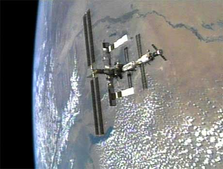 Dette bildet av den internasjonale romstasjonen ble tatt fra 
