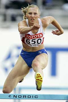 Julia Petsjonkina på vei til VM-gullet. (Foto: AFP/Scanpix) Julia Petsjonkina på vei til VM-gullet. (Foto: AFP/Scanpix)