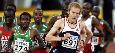 Marius Bakken kom på 12. plass på 5000 meter for herrer under VM i friidrett i Helsingfors søndag. (Foto: Cornelius Poppe / SCANPIX)