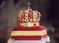 Kongekronen ble laget av Olof Wihlborg i Stockholm 1818 på bestilling fra kong Carl Johan. Foto: NTB Bjørn Sigurdsøn / SCANPIX