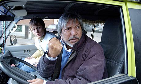 Talat Hussain og Bjørnar Lisether Teigen: Foto/Copyright: Filmhuset Produksjoner Talat Hussain og Bjørnar Lisether Teigen: Foto/Copyright: Filmhuset Produksjoner