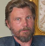 Må ta skjegget. Jan Ø. Wiig skal spille Vidkun Quisling. Foto: NRK
