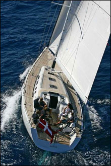 X-50 i sjøen. (Foto: X-Yacht) X-50 i sjøen. (Foto: X-Yacht)