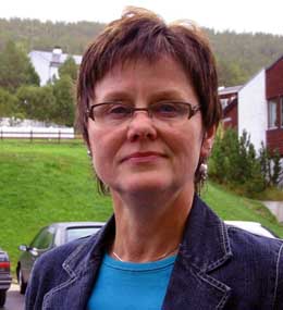 Ordfører i Folldal, Eva Tørhaug, avviser kritikken (Foto: NRK)