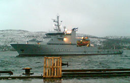 KV «Tromsø» kom til havn i Kirkenes i 0730-tida, (Foto: Merete Jørstad)