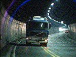 Det kan bli mai før bilene igjen kan kjøre i tunnelen under Oslofjorden (foto:arkiv)