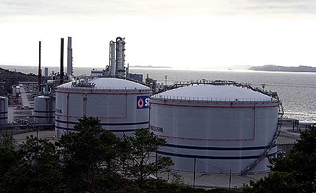 CO2 frå eit gasskraftverk på Tjeldbergodden kan utnyttast i oljeutvinning, meiner Shell. (Foto: Glenn Thomas Nilsen)