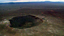 Dette er eit meteoritt-krater i Arizona i USA. Foto: NRK
