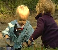 Tidligere i høst fortalte Puls at mange barnehagebarn leker i giftig jord. Så mange som 60 prosent av barnehagene i Oslo er full av giftstoffer. Tidligere i høst fortalte Puls at mange barnehagebarn leker i giftig jord. Så mange som 60 prosent av barnehagene i Oslo er full av giftstoffer.
