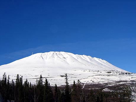 Fra Gaustadtoppen sendes FM-signaler fra fjelltopp til fjelltopp ut over hele Norge. Foto: Gunnar Lier / Scanpix 
