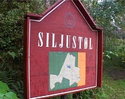 Siljustøl eiendom. Foto: NRK. Siljustøl eiendom. Foto: NRK.