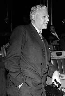 Utenriksminister John Lyng i Stortinget i 1967. Foto: NTB/Scanpix