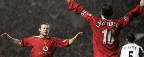 Rooney og Nistelrooy. (Foto: AP Photo/ SCANPIX)