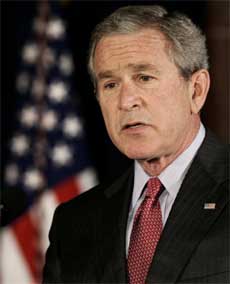 George W. Bush har innrømmet at han baserte krigen mot Irak på feile etterretningsopplysninger. (Foto: Jim Young/ Reuters/ Scanpix)