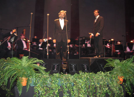 Mange var imponerte over konserten med Andrea Bocelli i Vikingskipet tirsdag kveld. Foto: NRK, Ingvar Midthun