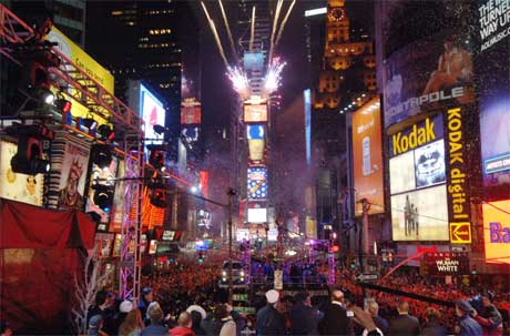 Feiring på Times Square, New York. (Foto: Henny Ray Abrams/ Ap/ Scanpix)
