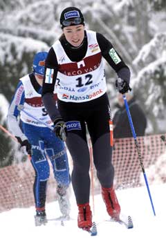 Ella Gjømle på vei til tredjeplass på sprinten i Estland. (Foto: AP/Scanpix)