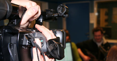 Gerilja Film følger ORBO i studio. Foto: Sigurd Hamre/NRK.