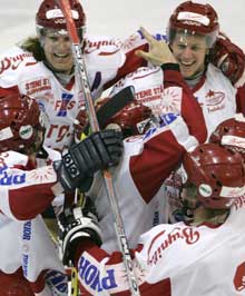 Det så ut til å gå Stjernens vei. Fredrikstad-laget hadde i lange perioder et godt tak på kampen, men maktet ikke å gå til finale. Arkivfoto: Heiko Junge / SCANPIX Det så ut til å gå Stjernens vei. Fredrikstad-laget hadde i lange perioder et godt tak på kampen, men maktet ikke å gå til finale. Arkivfoto: Heiko Junge / SCANPIX