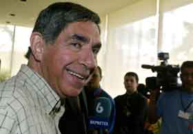 Osvar Arias blir igjen president i Costa Rica. Foto: _Mayela Lopez, AFP. 