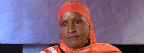Safia Y. Abdi jobber med ulike prosjekter for somaliere både i Norge og i Somalia. Foto: NRK/Brennpunkt