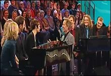 Ned på knærne: Ivar går ned på knærne for Live Ned på knærne: Ivar går ned på knærne for Live