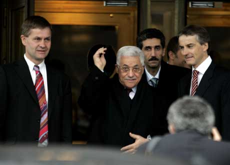 President Mahmoud Abbas var ordknapp etter møtet med Erik Solheim og Jonas Gahr Støre. Foto: Cornelius Poppe, Scanpix.